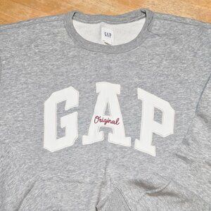 GAP Sweatshirt